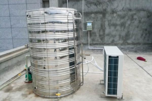 成都宁兴汽车弹簧厂空气能热泵热水系统安装案例